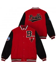 Chicago Bulls Mitchell and Ness Legacy Varsity Jacket